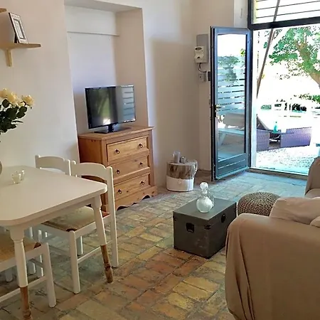 Casa Del Fonte Bed & Breakfast 3*